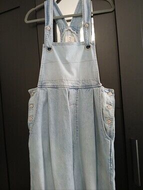 We The Free Free People Sky Denim Overalls Size LG